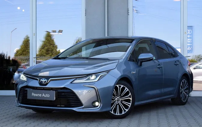 wielkopolskie Toyota Corolla cena 86900 przebieg: 145301, rok produkcji 2019 z Ślesin